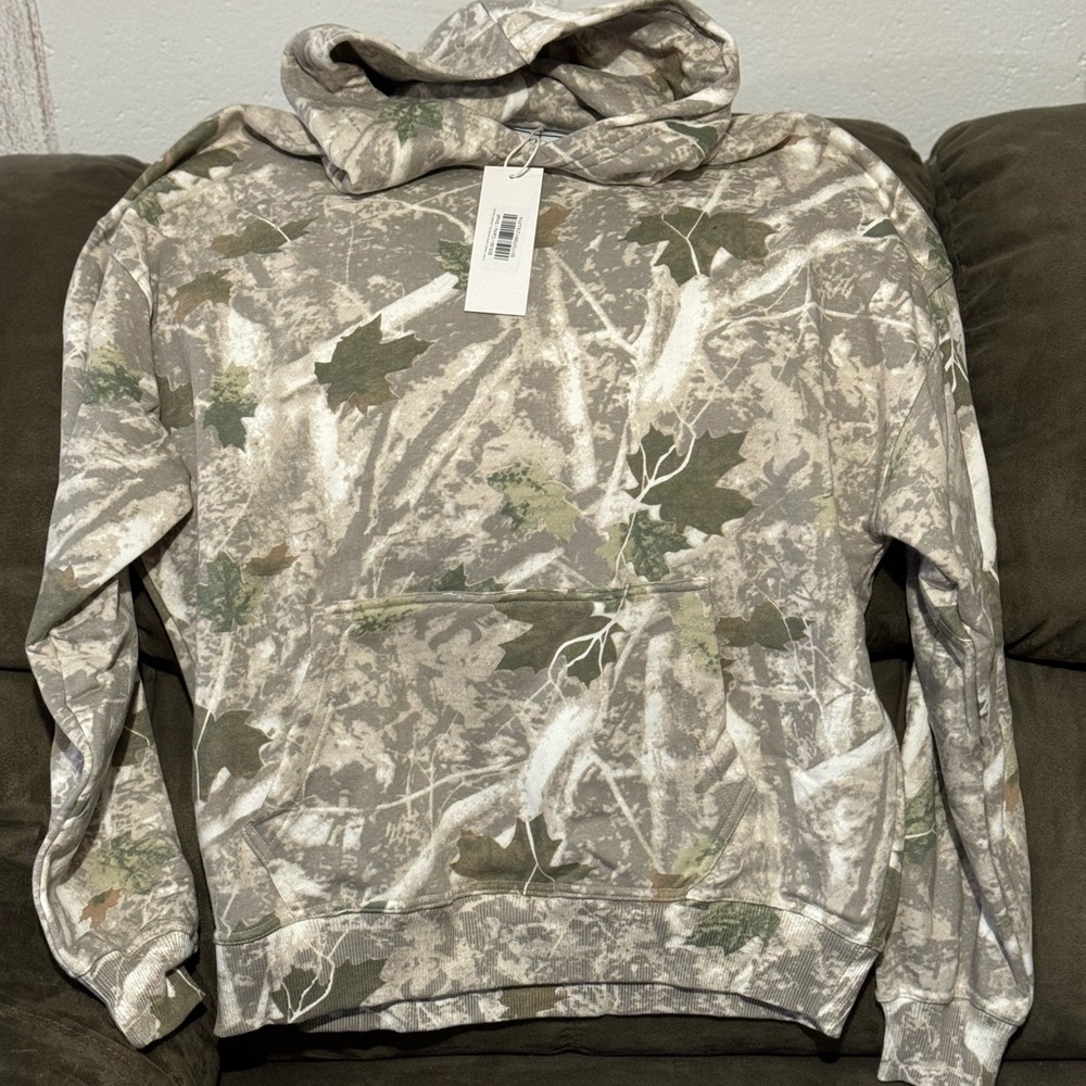 Chelsea DeBoer by Lily & Lottie sweatshirt